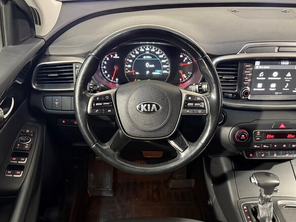 2018 Kia Sorento III Prime Рестайлинг, серый, 2599800 рублей - вид 11