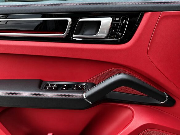 2021 Porsche Cayenne Coupé III, чёрный, 9270000 рублей - вид 16