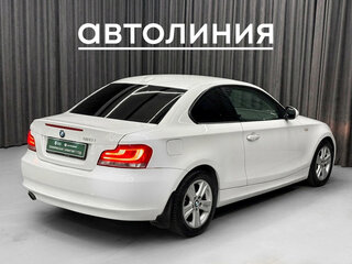 2011 BMW 1 серии 120i I (E82/E88) Рестайлинг 2, белый, 1099000 рублей, вид 3