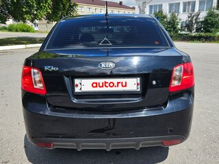 2011 Kia Rio II Рестайлинг, чёрный, 550000 рублей, вид 4