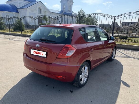 2011 Kia Ceed I Рестайлинг, пурпурный, 680000 рублей - вид 4