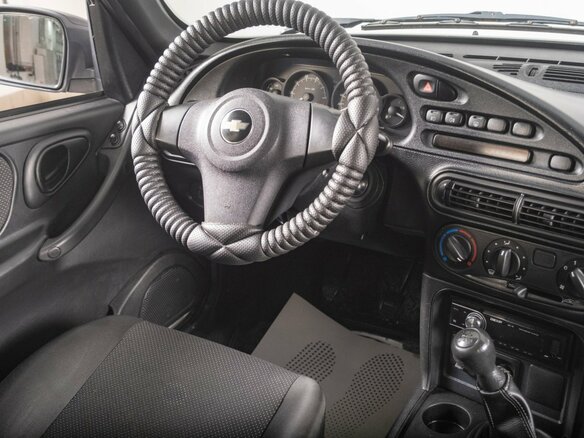2018 Chevrolet Niva I Рестайлинг, коричневый, 899000 рублей - вид 8