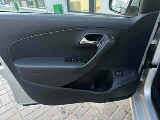2012 Volkswagen Polo V, серый, 500000 рублей, вид 5