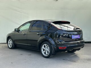2011 Ford Focus II Рестайлинг, чёрный, 585000 рублей, вид 5