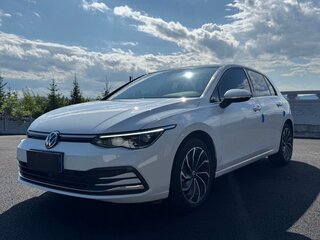 2021 Volkswagen Golf VIII, белый, 1790000 рублей, вид 1
