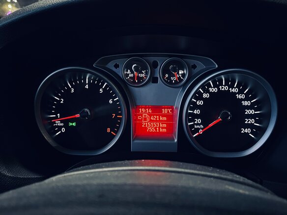 2010 Ford Focus II Рестайлинг, серебристый, 610000 рублей - вид 6