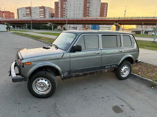 2013 Lada (ВАЗ) 2131 (4x4) 213105 I, серый, 290000 рублей, вид 2