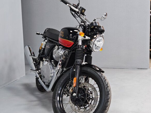 2025 Royal Enfield Interceptor, чёрный, 699000 рублей - вид 7