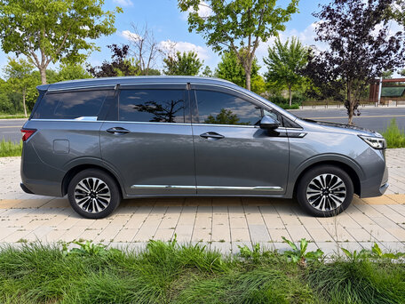 2022 Wuling Jiachen, синий, 1356000 рублей, вид 3