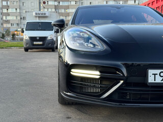 2017 Porsche Panamera Turbo II, чёрный, 8490000 рублей, вид 4