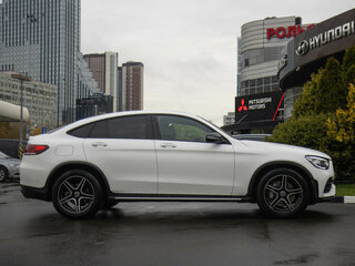 2019 Mercedes-Benz GLC Coupe 300 I (C253) Рестайлинг, белый, 4228000 рублей, вид 3