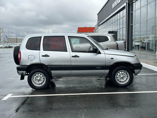 2009 Chevrolet Niva I, серебристый, 250000 рублей, вид 4