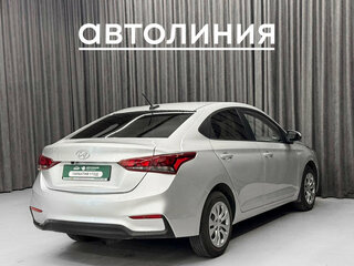 2019 Hyundai Solaris II, серебристый, 960000 рублей, вид 5
