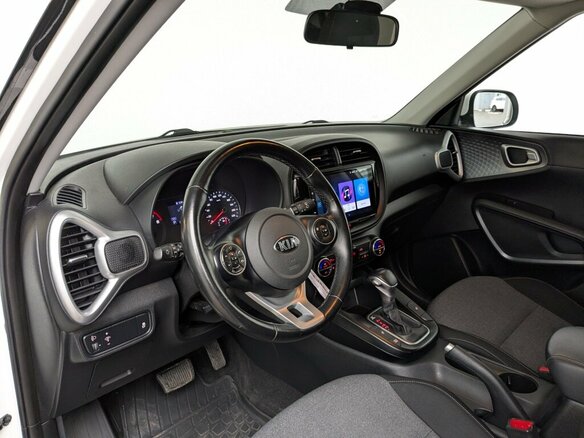 2019 Kia Soul III, белый, 1850000 рублей - вид 8