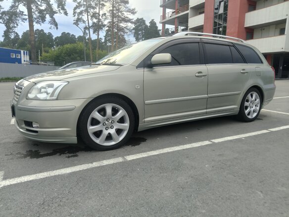 2004 Toyota Avensis II, серый, 780000 рублей - вид 1