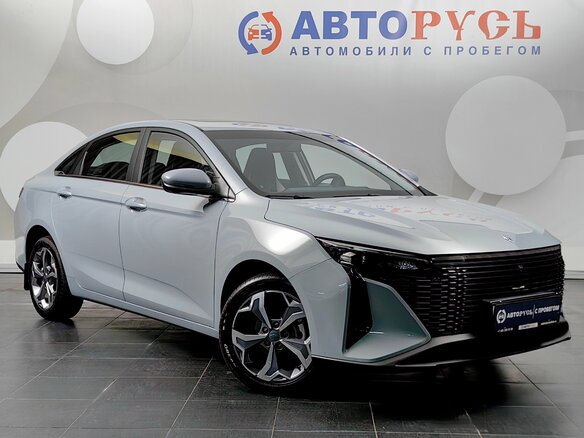 2023 Livan S6 Pro, серый, 1655000 рублей