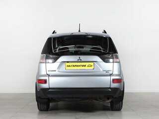 2011 Mitsubishi Outlander II Рестайлинг, серебристый, 1249000 рублей, вид 5