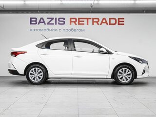 2021 Hyundai Solaris II Рестайлинг, белый, 1200000 рублей, вид 4