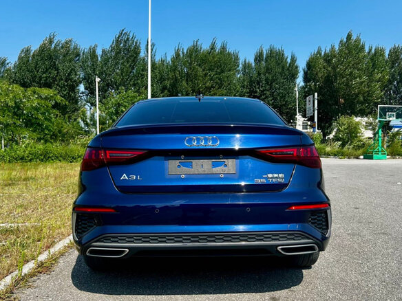 2023 Audi A3 35 TFSI Long IV (8Y), синий, 2230000 рублей - вид 4