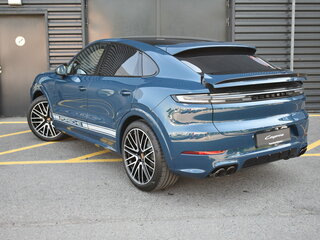 2026 Porsche Cayenne GTS Coupé III Рестайлинг, синий, 26700000 рублей, вид 3