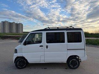 2002 Mitsubishi Minicab VI, белый, 230000 рублей, вид 2