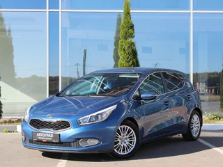 2014 Kia Ceed II, синий, 1050000 рублей, вид 1
