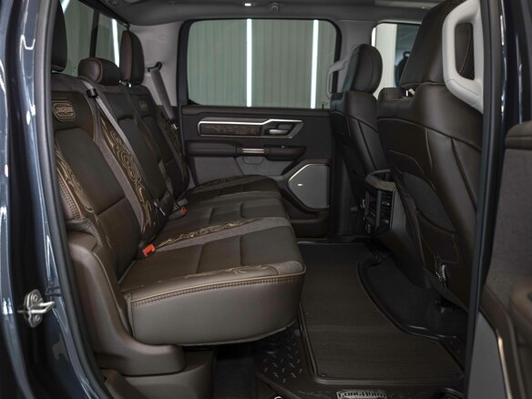 2026 Ram 1500 Crew Cab V Рестайлинг, синий, 9590000 рублей - вид 20