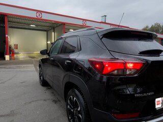 2020 Chevrolet TrailBlazer III, чёрный, 1850000 рублей, вид 3