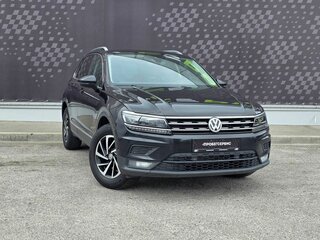 2019 Volkswagen Tiguan II, чёрный, 2299000 рублей, вид 3