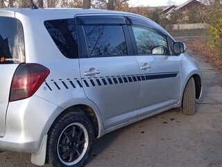2005 Toyota Ractis I, серый, 430000 рублей, вид 4