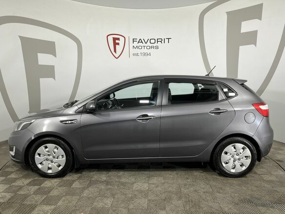 2014 Kia Rio 6-speed III, серый, 844000 рублей - вид 4