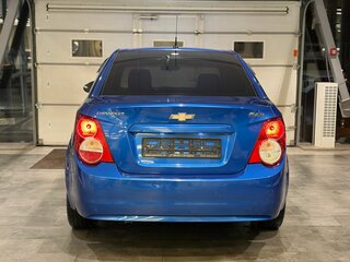 2014 Chevrolet Aveo II, синий, 669000 рублей, вид 4