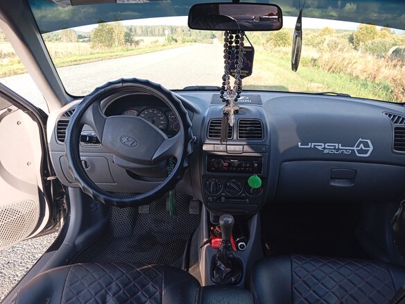 2008 Hyundai Accent ТагАЗ II, чёрный, 420000 рублей - вид 5