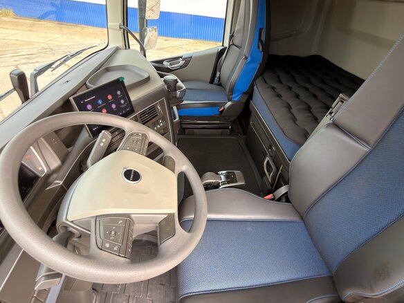 2025 Volvo FH, белый, 20000000 рублей - вид 18