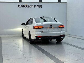 2022 Volkswagen Lavida III Рестайлинг, белый, 1156000 рублей, вид 4