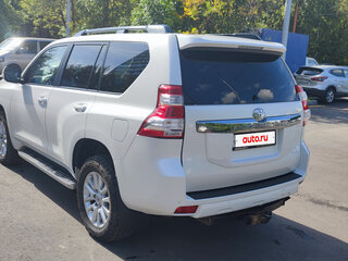 2015 Toyota Land Cruiser Prado 6-speed 150 Series Рестайлинг 1, белый, 3350000 рублей, вид 5