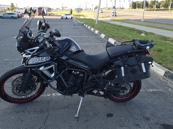2016 Triumph Tiger 800, чёрный, 649999 рублей - вид 1