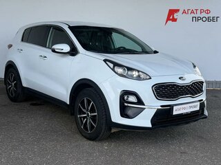 2019 Kia Sportage IV Рестайлинг, белый, 1875000 рублей, вид 3