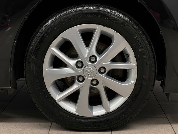 2015 Toyota Corolla XI (E160, E170, E180), чёрный - вид 22