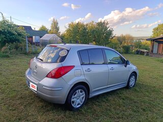 2010 Nissan Tiida I Рестайлинг, серебристый, 477000 рублей, вид 3