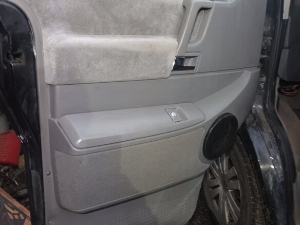 2003 Volkswagen Multivan T4, чёрный, 1650000 рублей - вид 33