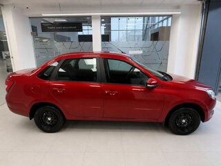 2026 Lada (ВАЗ) Granta I Рестайлинг, красный, 1121000 рублей, вид 3