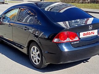 2008 Honda Civic VIII, чёрный, 595000 рублей, вид 5