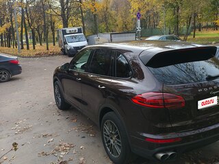 2016 Porsche Cayenne S II Рестайлинг (958), коричневый, 2650000 рублей, вид 4