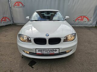 2011 BMW 1 серии 116i I (E81/E82/E87/E88) Рестайлинг, белый, 749000 рублей, вид 5