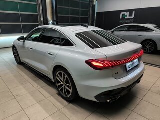 2025 Audi A5 III (B10), белый, 6000000 рублей, вид 4
