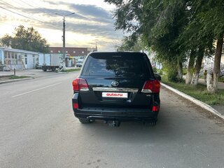 2014 Toyota Land Cruiser 200 Series Рестайлинг 1, чёрный, 3100000 рублей, вид 3