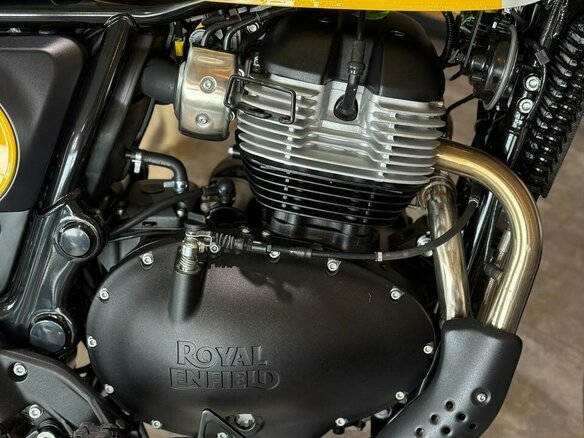 2025 Royal Enfield Bear 650, золотистый, 725000 рублей - вид 14