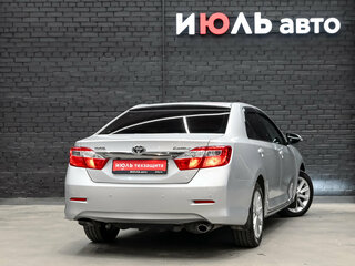 2014 Toyota Camry VII (XV50), серый, 1770000 рублей, вид 4