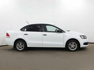 2014 Volkswagen Polo V, белый, 849000 рублей, вид 4